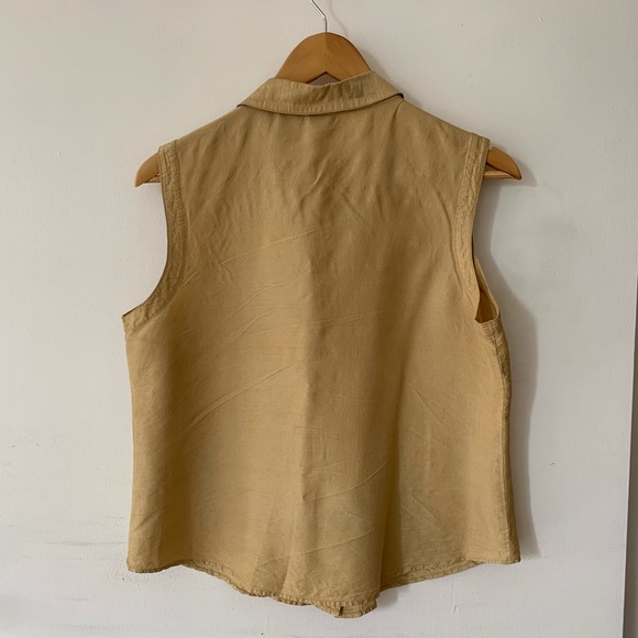 Vintage Gap yellow/gold sleeveless button down - Picture 2 of 5